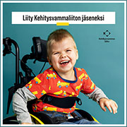 Liity Kehitysvammaliiton jäseneksi -esitteen kannessa on naurava lapsi.